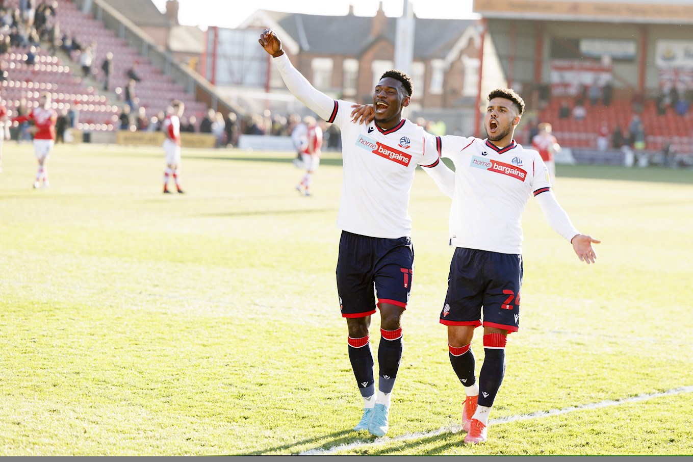 Bakayoko Kachunga celebration.jpg