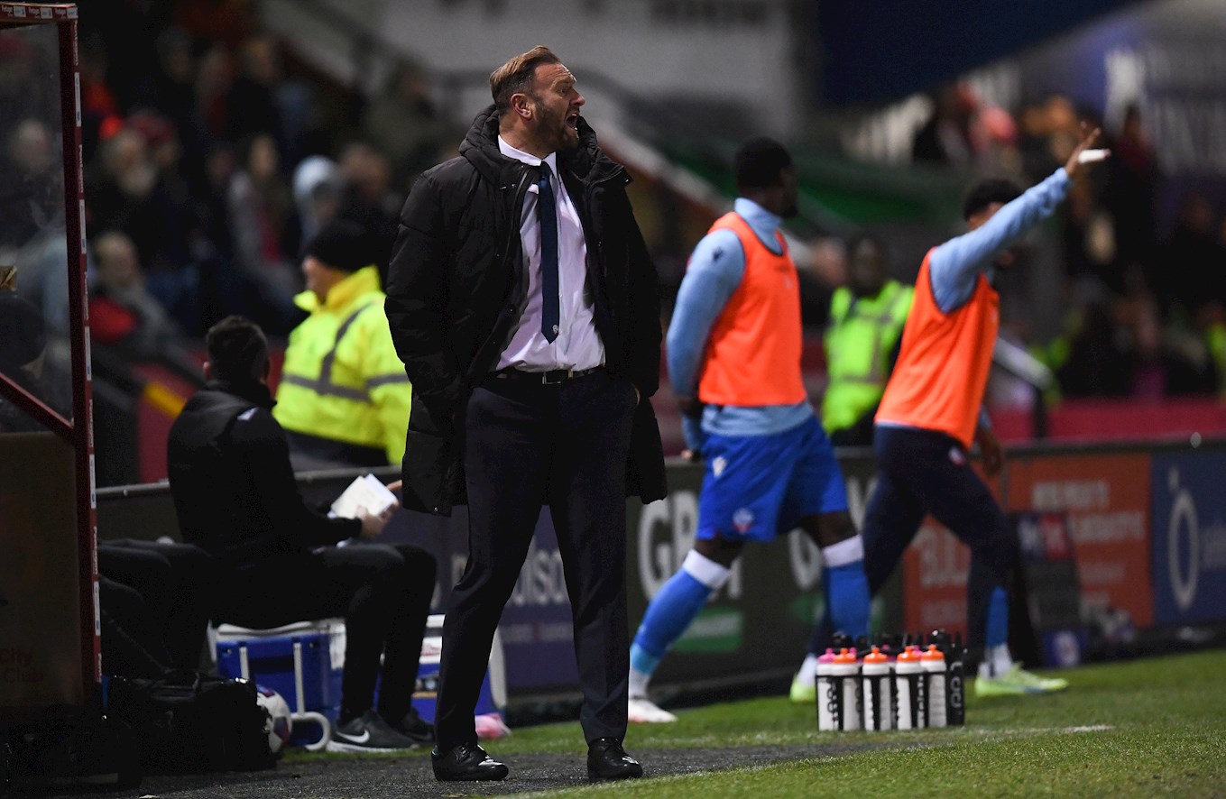 Evatt Lincoln touchline (2).jpg