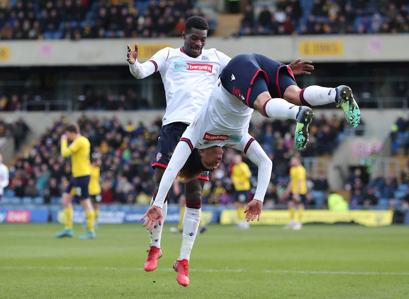 Marlon Fossey somersault.jpg